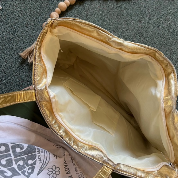 Color-block Shiny Metallic Silver & Gold Medium Large Tote Bag Pockets Laptop - Picture 10 of 16